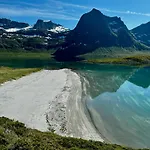 Holiday home Historic Northern Norway House In Steigen