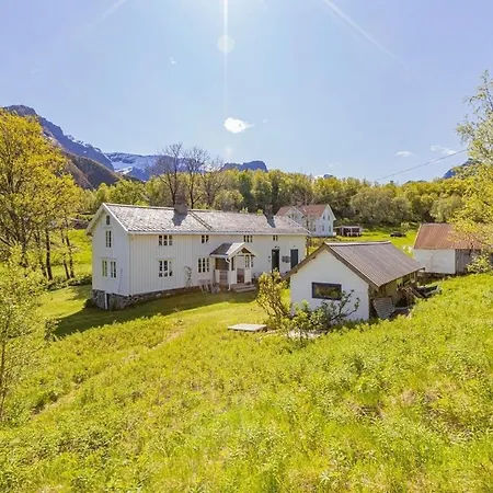 Historic Northern Norway House In Steigen Feriehus