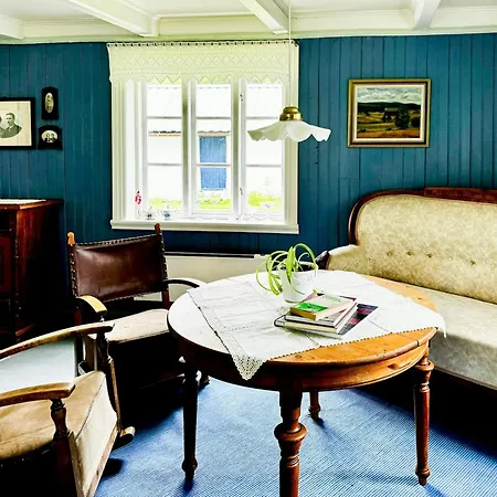 Historic Northern Norway House In Steigen Leines