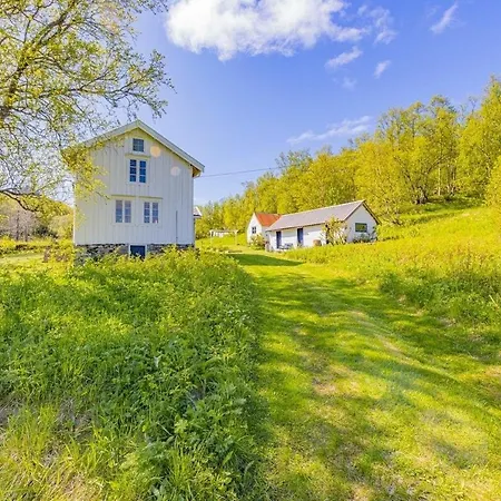 Historic Northern Norway House In Steigen Feriehus Leines