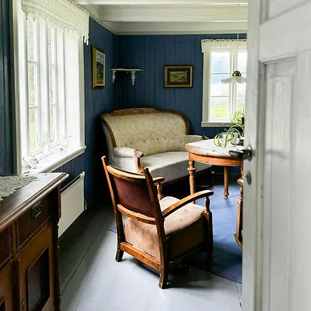 Historic Northern Norway House In Steigen Feriehus Leines