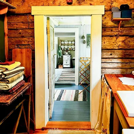 Historic Northern Norway House In Steigen Feriehus *