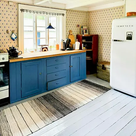 Historic Northern Norway House In Steigen *