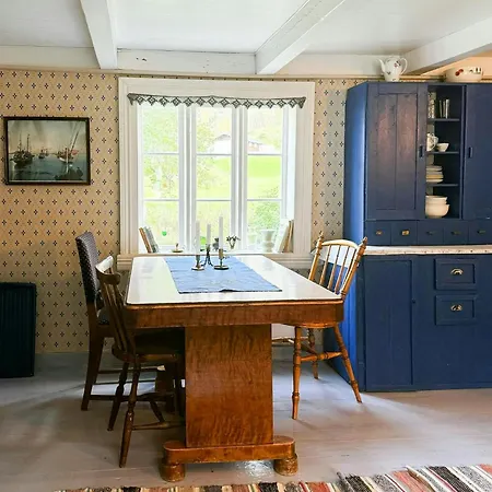 Historic Northern Norway House In Steigen *